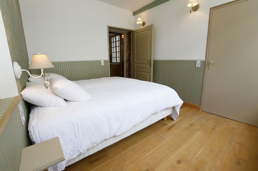 Appart'Hotel Hotel Saint Georges Comfort Penthouse, 1 Bedroom (B01 Appartement Alleran)