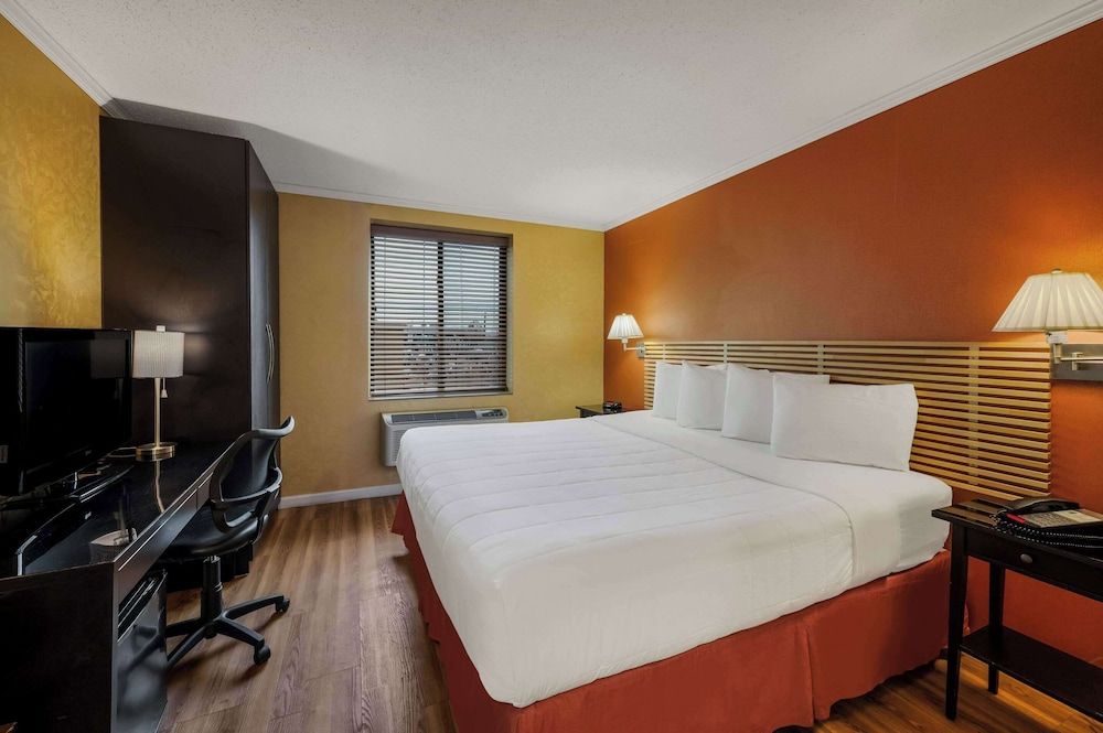 undefined Quality Inn JFK Airport Rockaway Blvd 10
