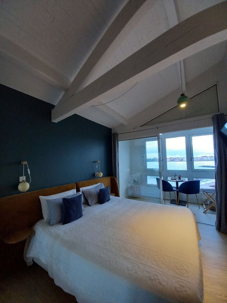 La Caravelle Double Room, Ocean View 8