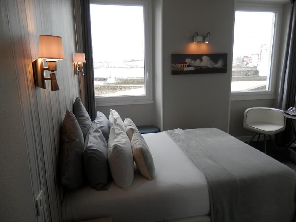 La Caravelle Double Room, Ocean View 13