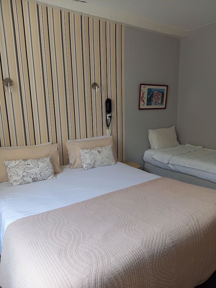 La Caravelle Triple Room 4