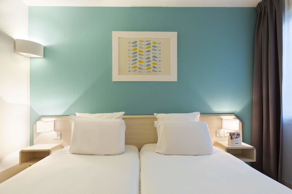 Comfort Hotel Orleans Saran Standard Twin Room, 2 Twin Beds, Non Smoking