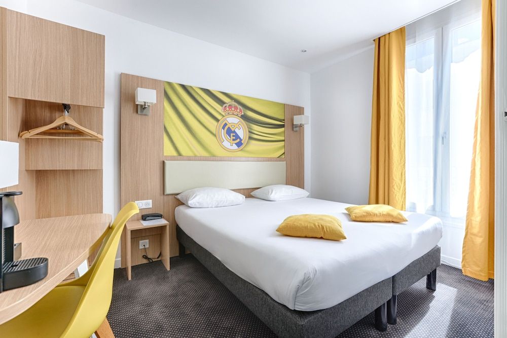 Classic Twin Room
