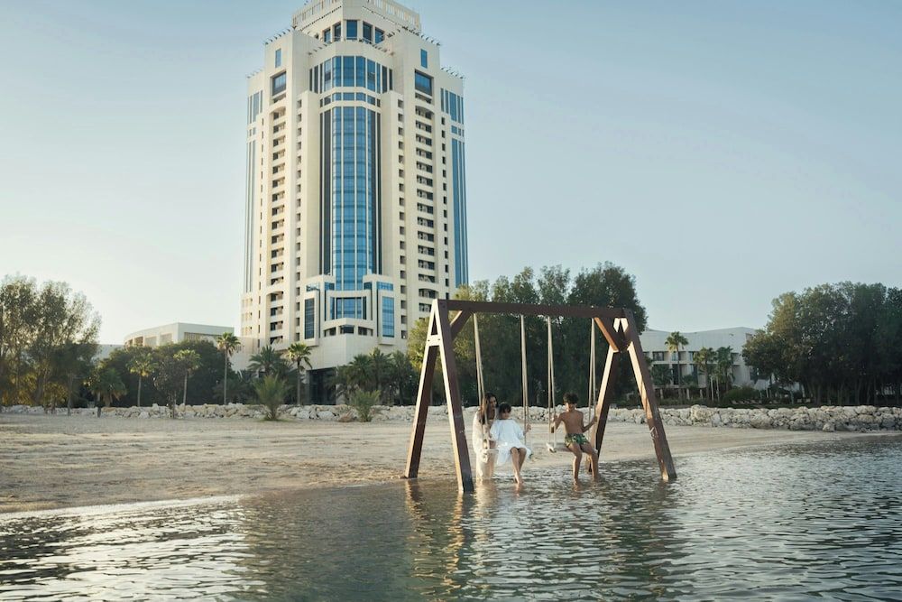 undefined The Ritz-Carlton, Doha 6