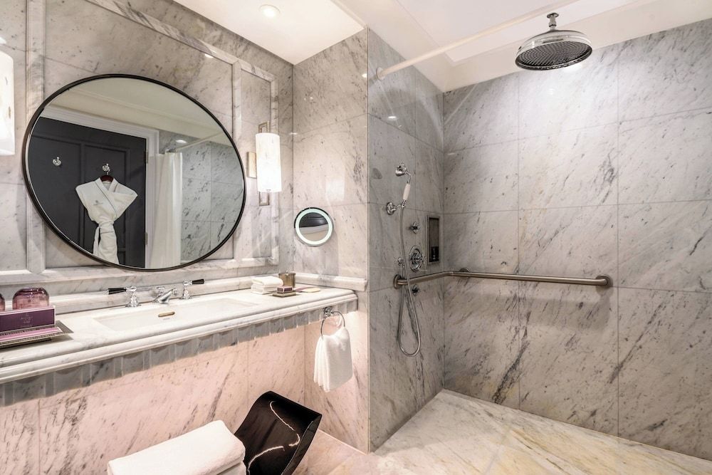 The Ritz-Carlton, Doha Deluxe Room, 1 King Bed, Balcony 3