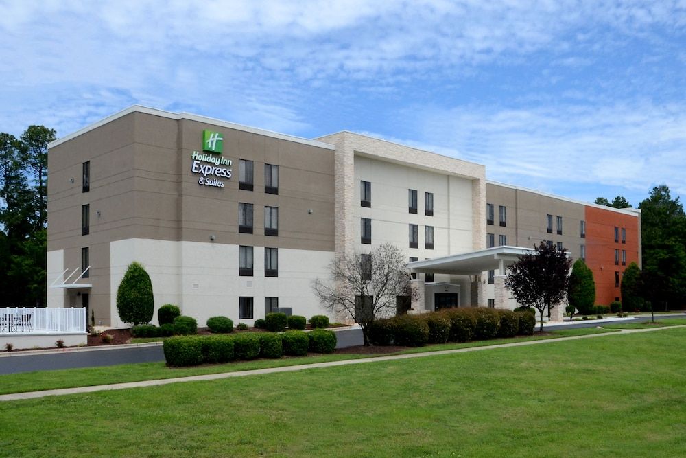 undefined Holiday Inn Express & Suites Raleigh Durham Airport at RTP by IHG 5