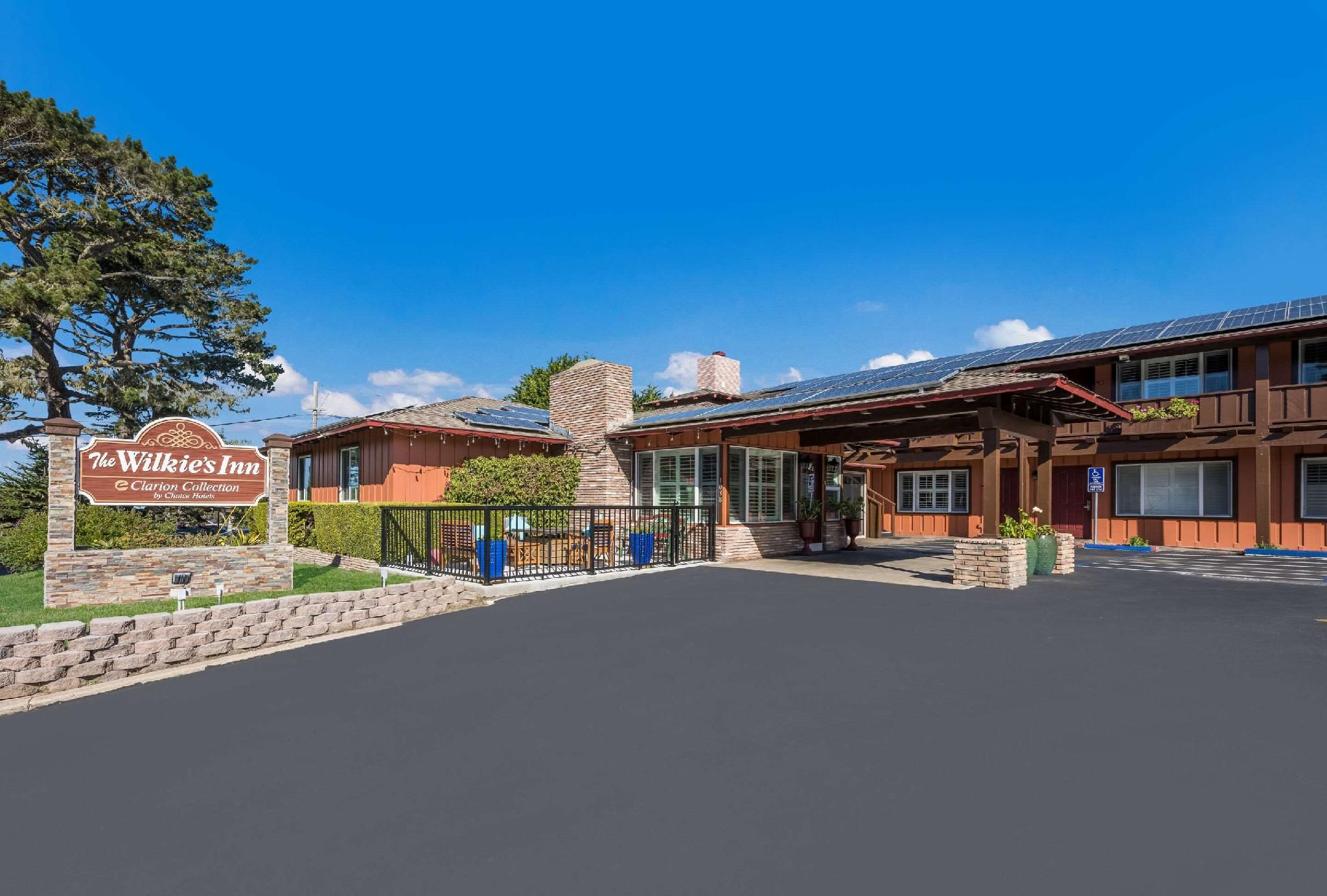 undefined Clarion  Collection Wilkie's Inn Pacific Grove - Monterey