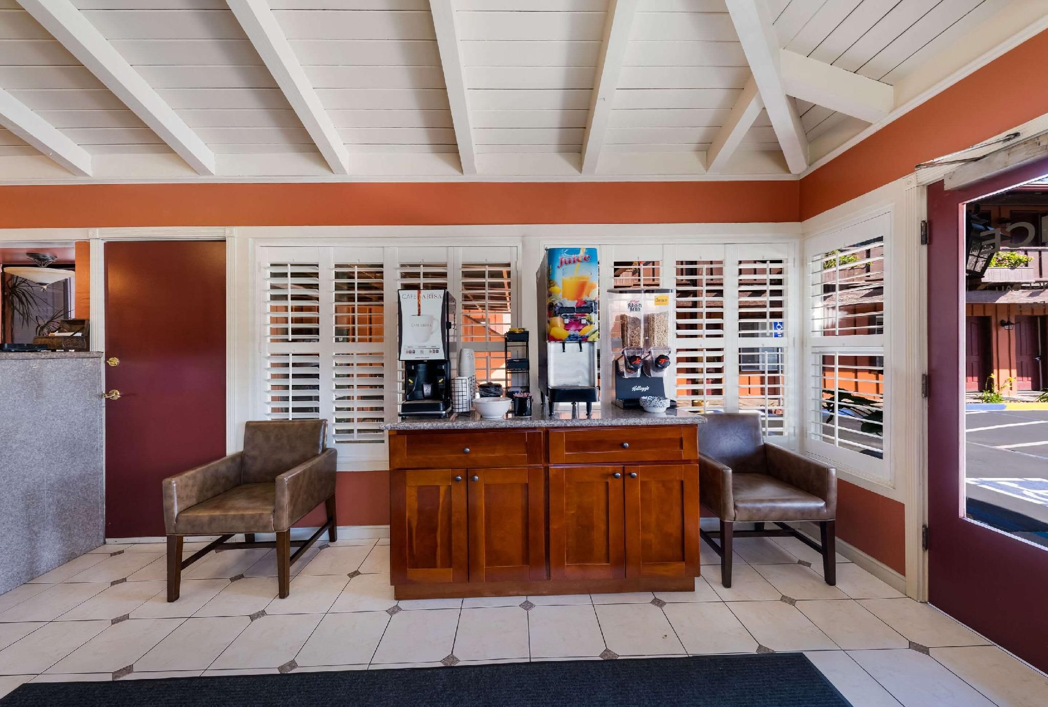 undefined Clarion  Collection Wilkie's Inn Pacific Grove - Monterey 6