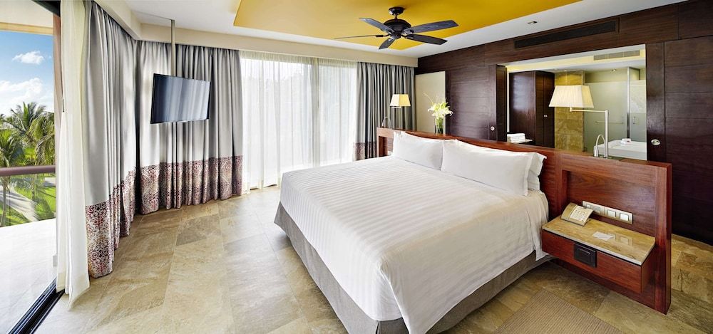 Suite, Ocean View (Premium Level)