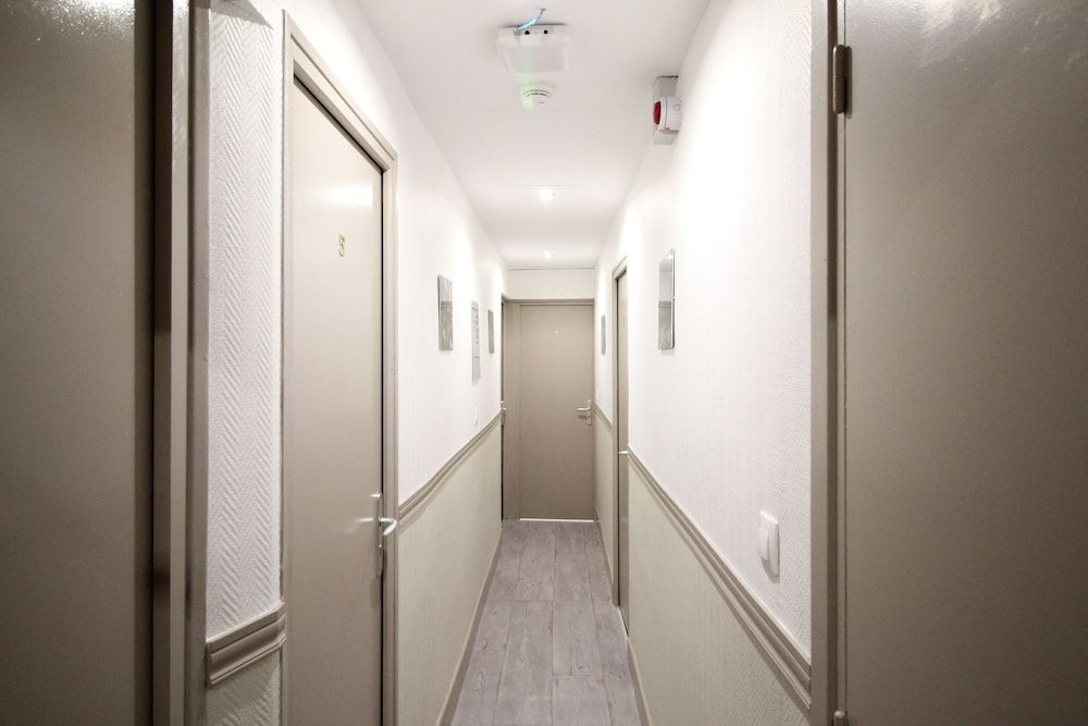 undefined Hôtel des Pyrénées 5