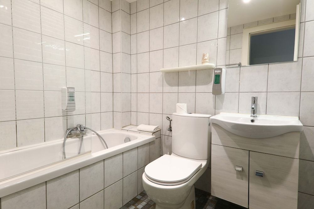 The Originals City, Hôtel Colmar Gare Traditional Family Room 5