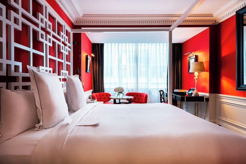 Hôtel de Berri Champs-Élysées, a Luxury Collection Hotel Superior Room, 1 Queen Bed 2