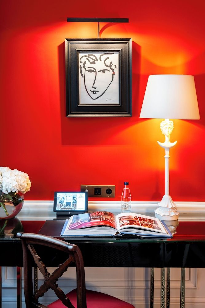 Hôtel de Berri Champs-Élysées, a Luxury Collection Hotel Superior Room, 1 Queen Bed 8