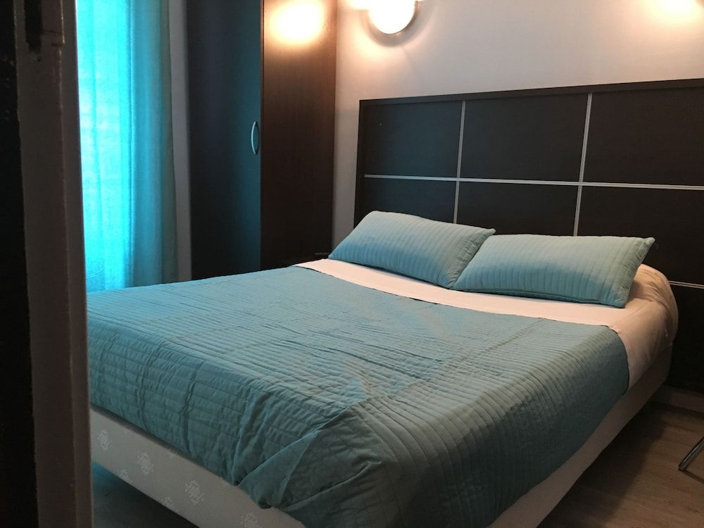 undefined Hôtel Du Globe 18