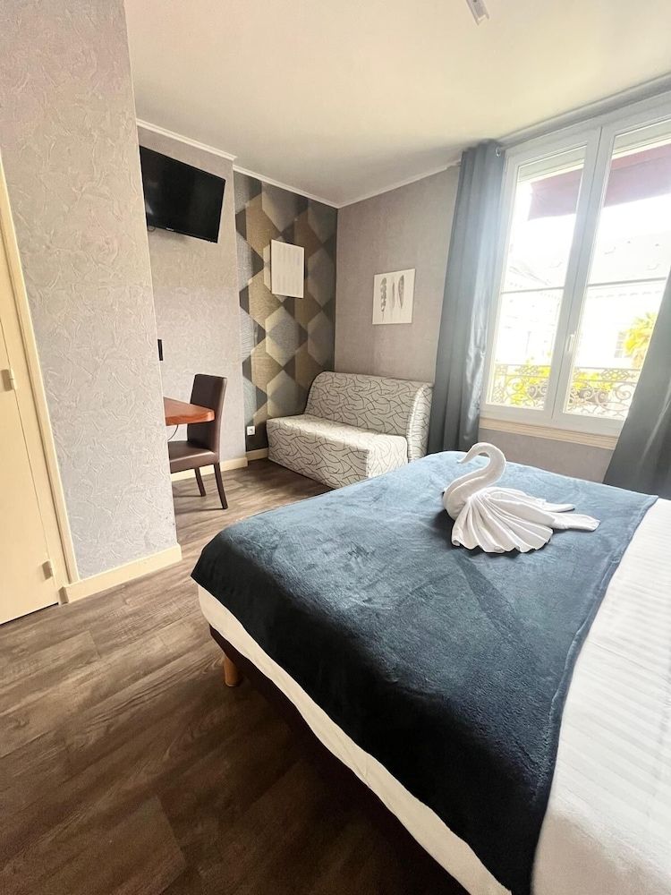 Hôtel L'Univers Double Room 3