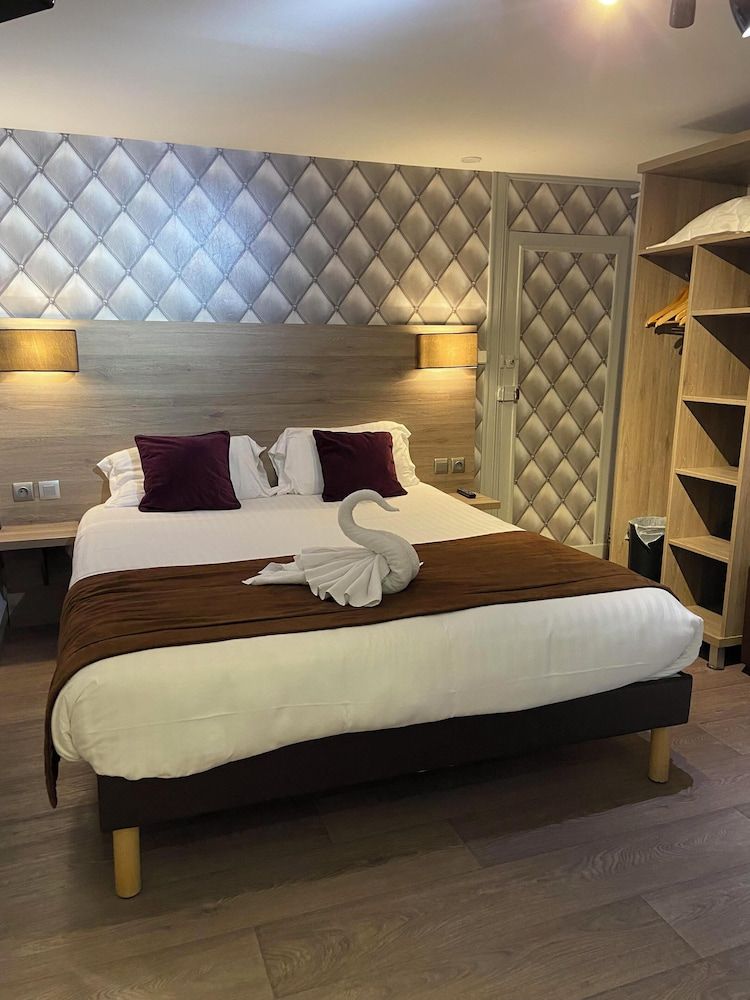 Hôtel L'Univers Double Room 4