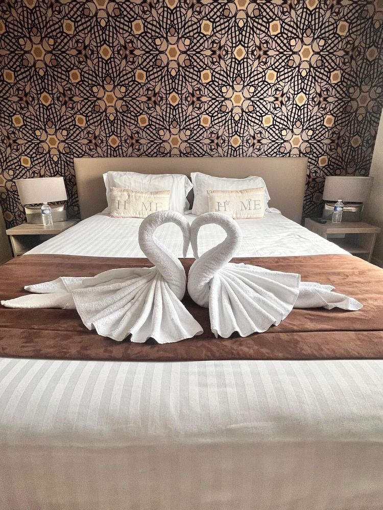 Hôtel L'Univers Double Room 2