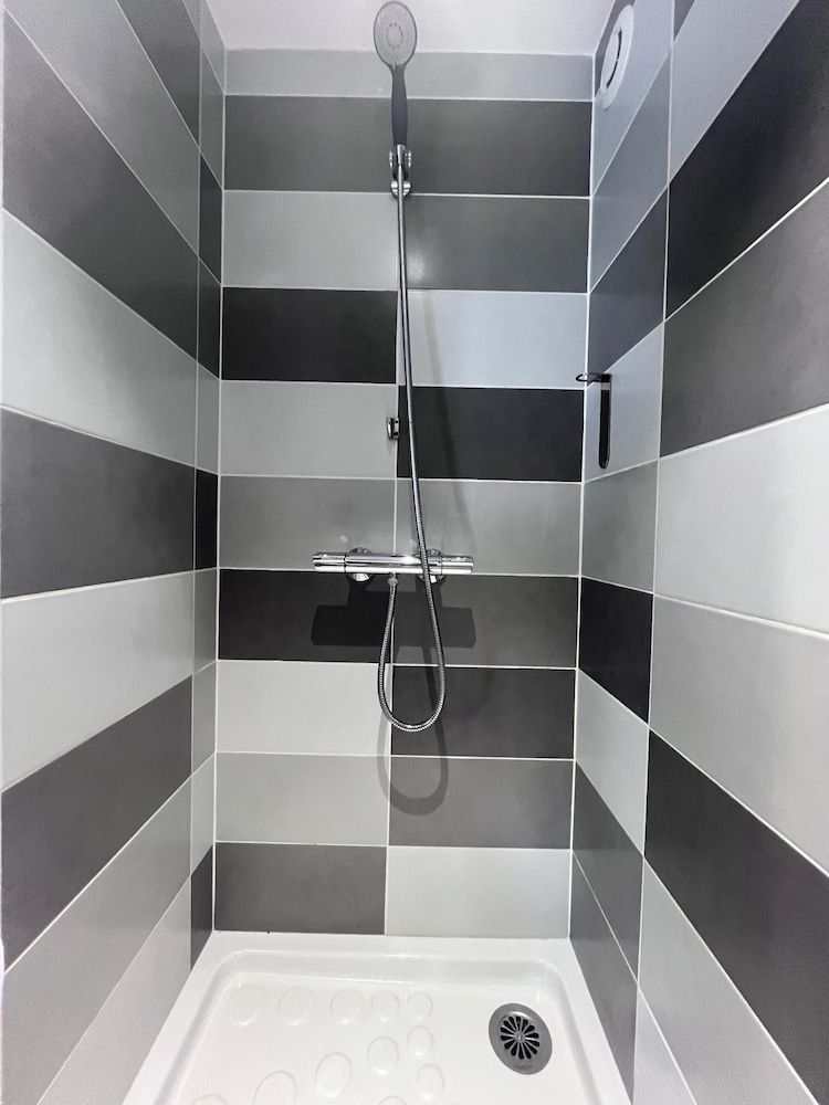 Hôtel L'Univers Double Room 18