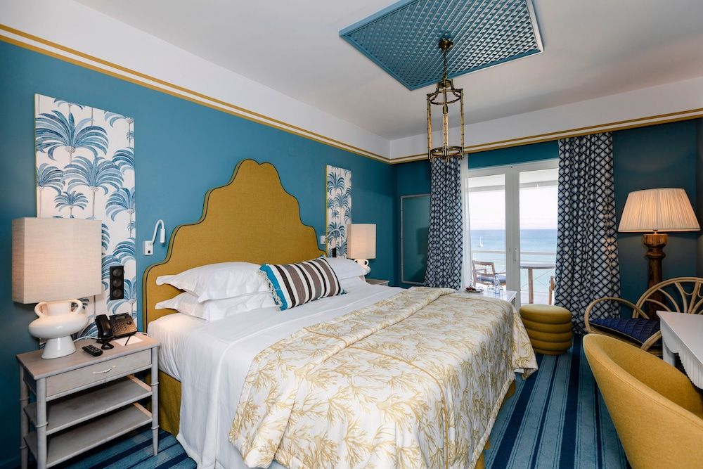The Albatroz Hotel Deluxe Room, Sea View
