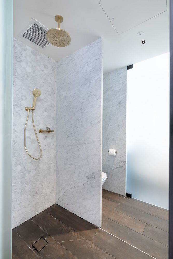 Castlereagh Boutique Hotel, an Ascend Collection Hotel Deluxe Room, 1 King Bed 5