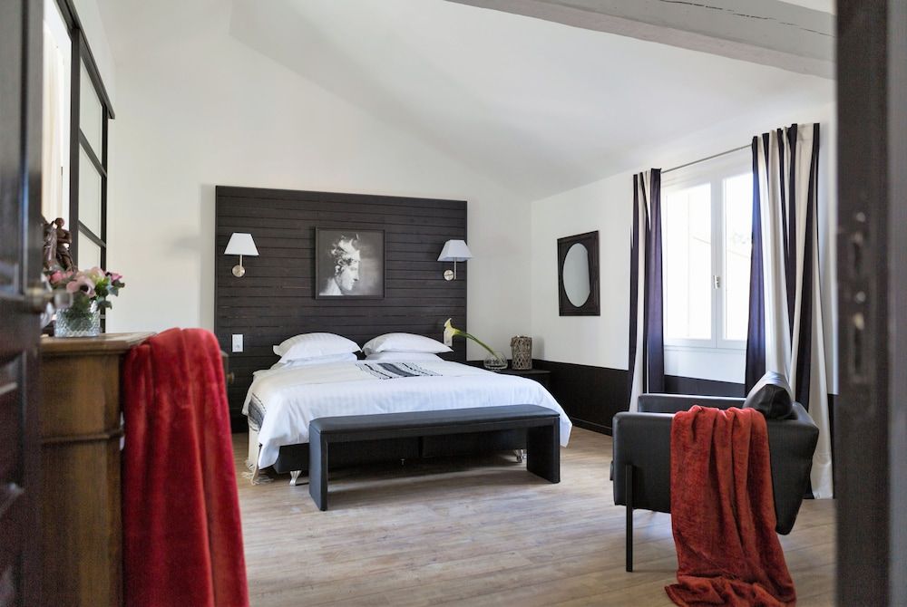 Superior Double Room, Ensuite, Garden View