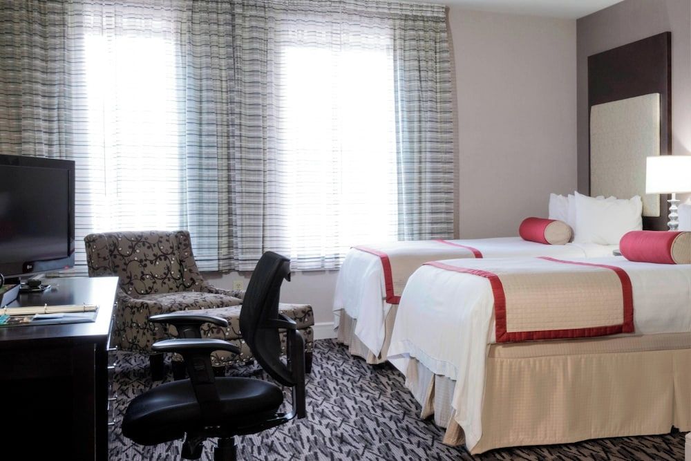 Room, 2 Queen Beds, Non Smoking
