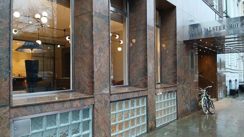undefined Hotel Alster-Hof 3