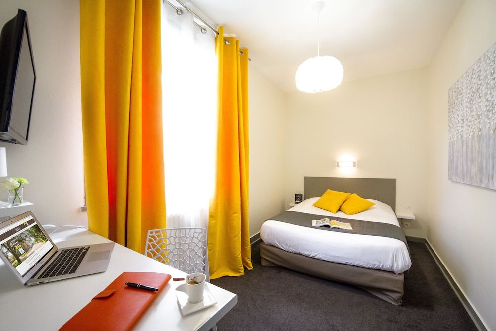 Hôtel de La Pommeraie Classic Single Room 2