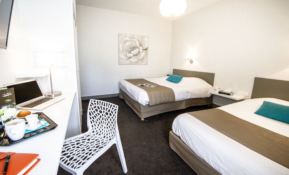 Hôtel de La Pommeraie Quadruple Room 4