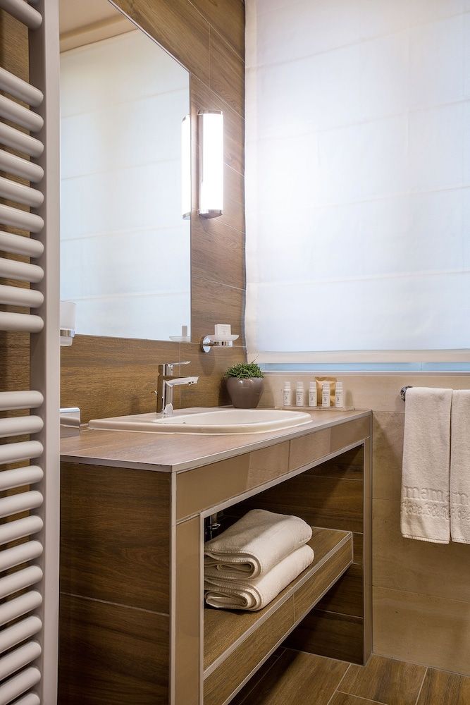 Mamaison Hotel Andrassy Budapest Classic Room 4