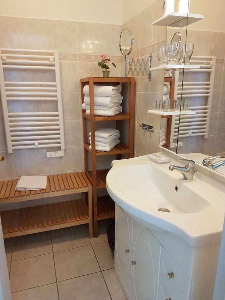 Maison d'Hôtes de la Milane Family Suite (Amande) 5