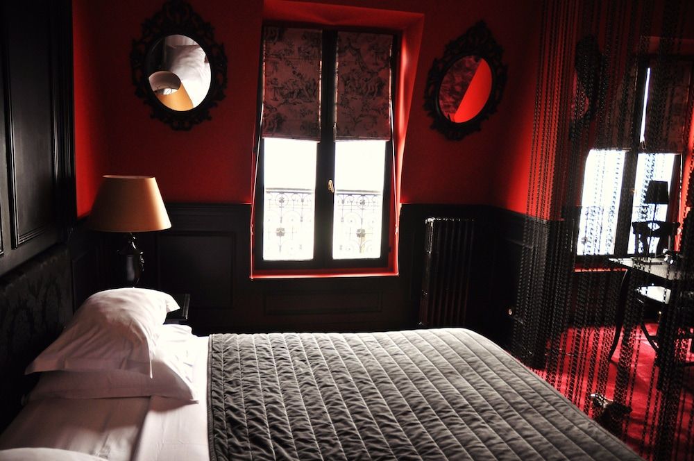 Alba Opera Hotel Junior Suite