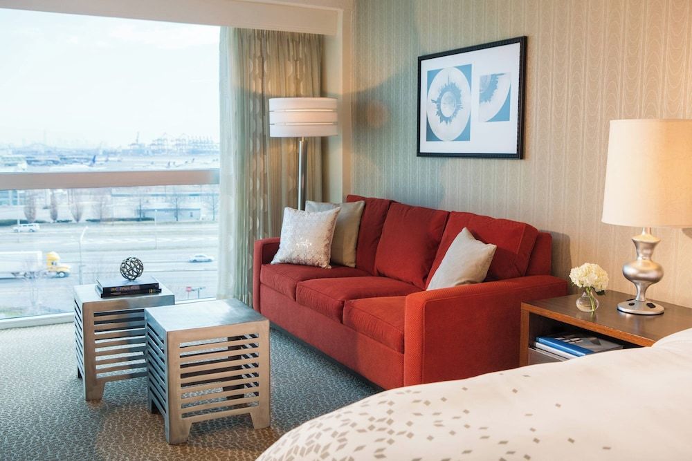 Club Room, 1 King Bed, Non Smoking