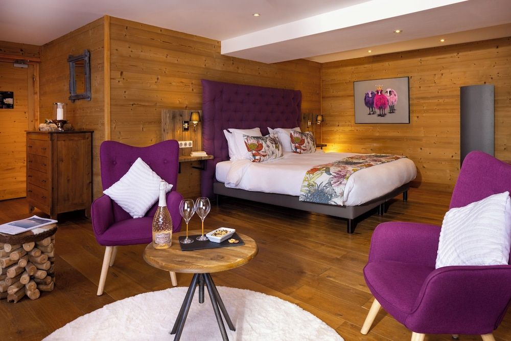 Deluxe Suite