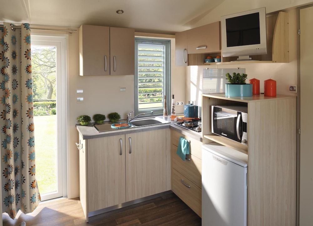 Classic Mobile Home, 2 Bedrooms, Garden View