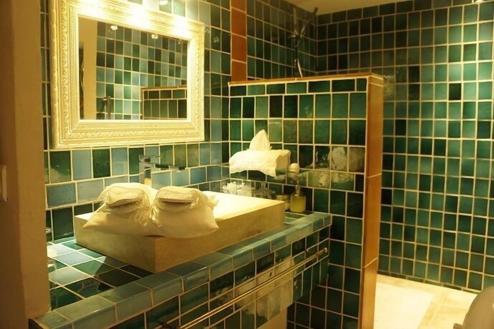 Le Mas de Cotignac Double or Twin Room 3