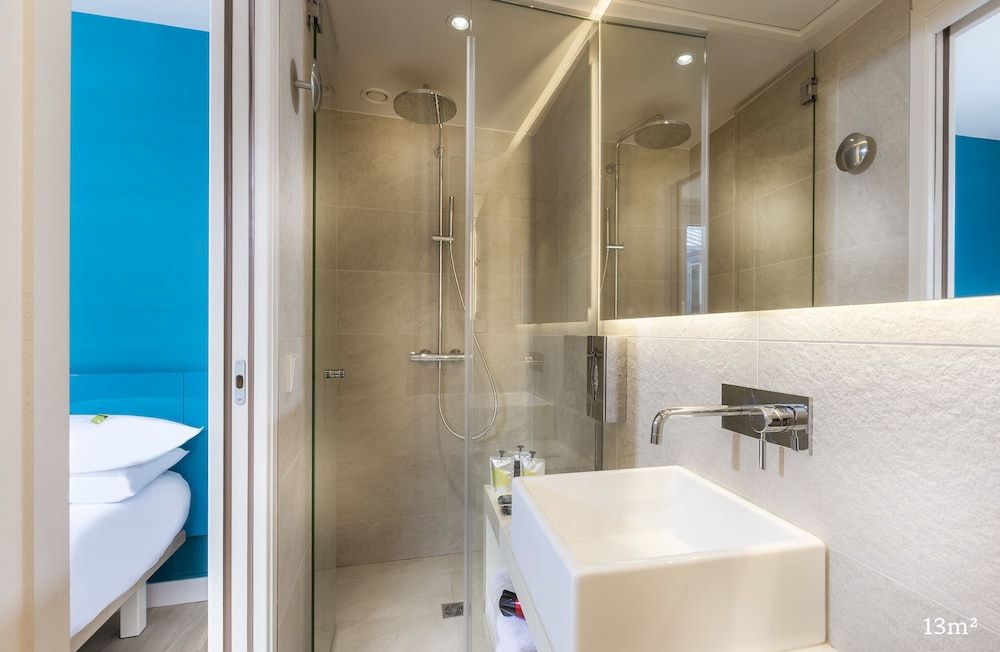 Hotel Andrea Classic Double Room, Courtyard View 4