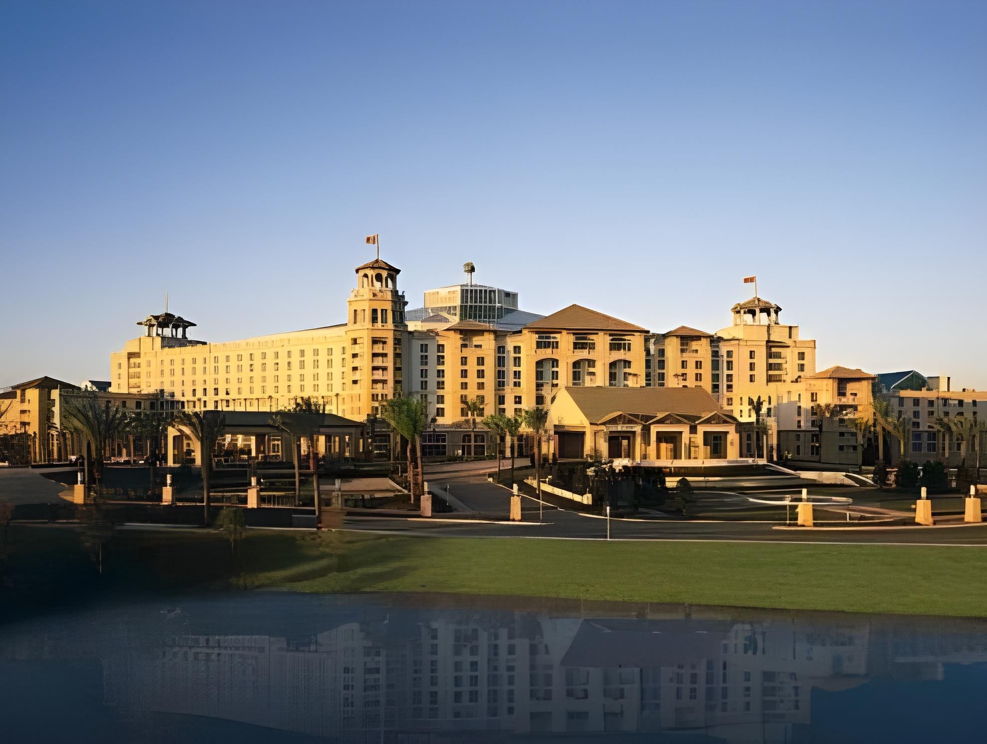 Gaylord Palms Resort & Convention Center