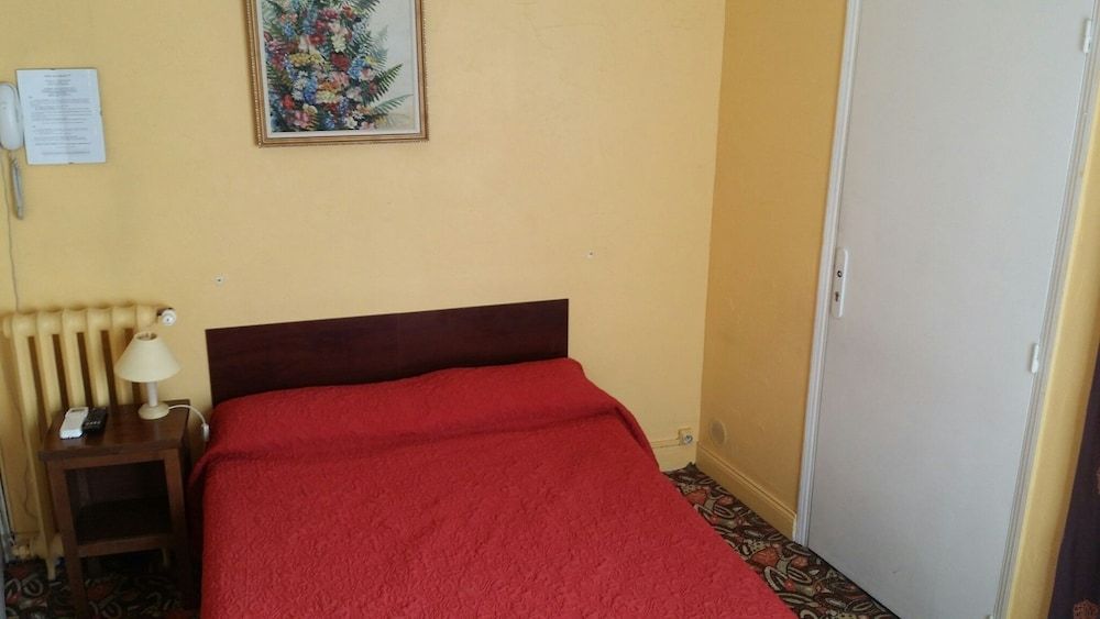 undefined De la Buffa 8