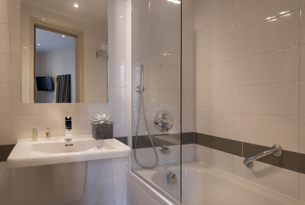 undefined Hotel Verlain 8