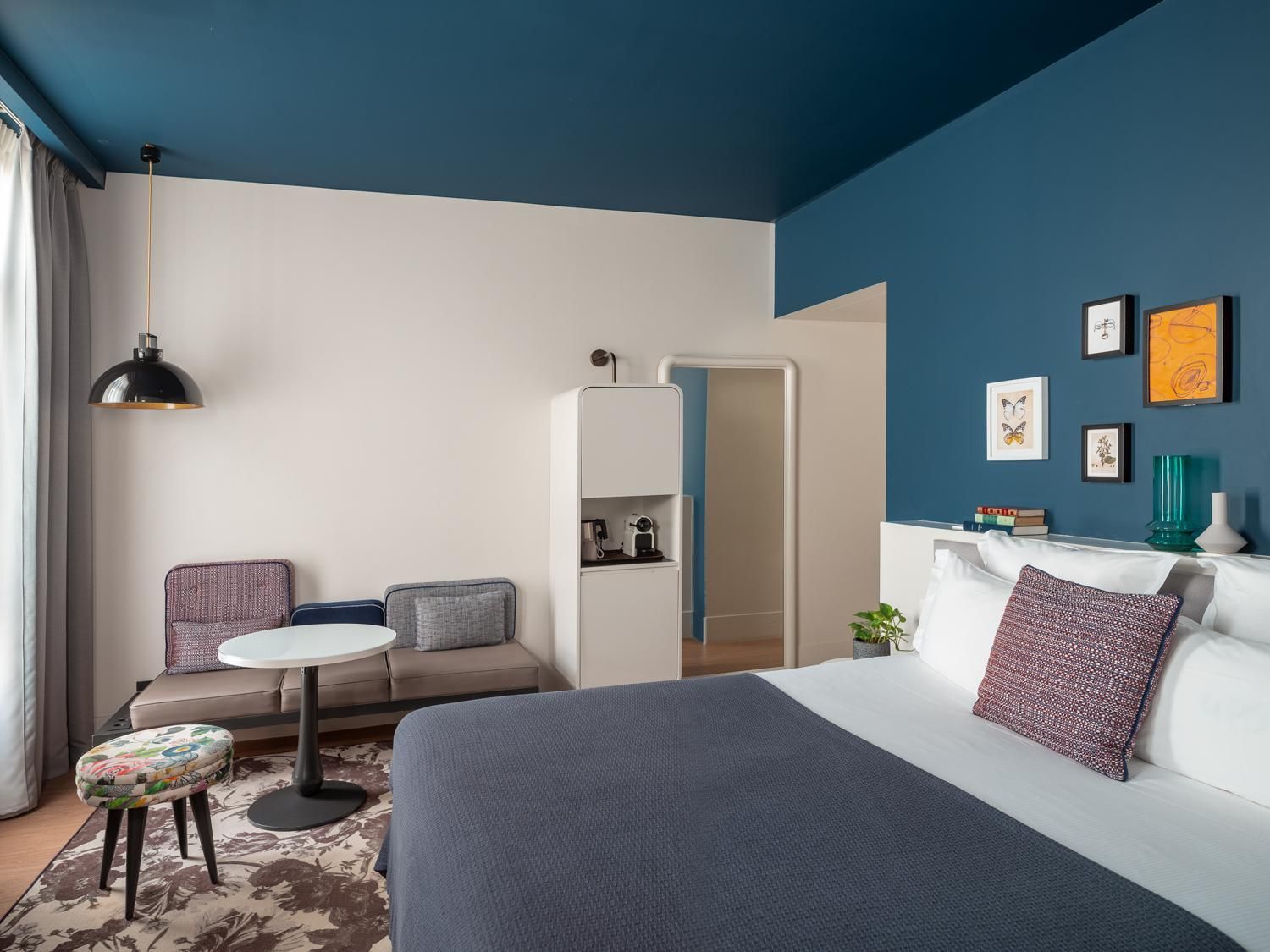 Interconnected Family Room