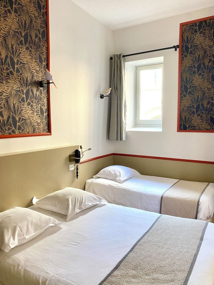 undefined HOTELO Lyon Charité 10