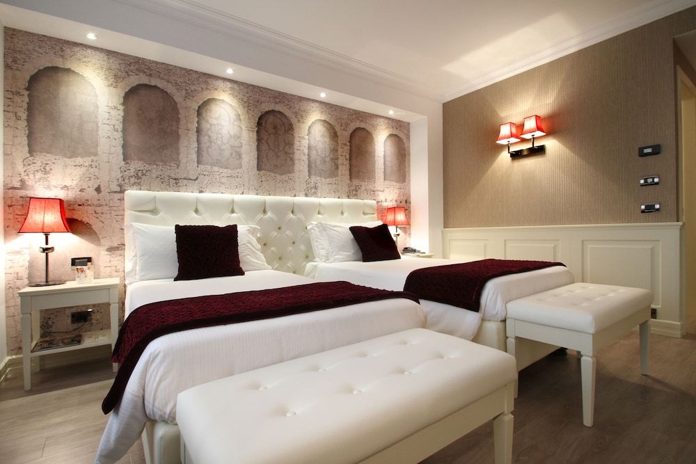 Hotel Giberti & SPA Deluxe Twin Room 3