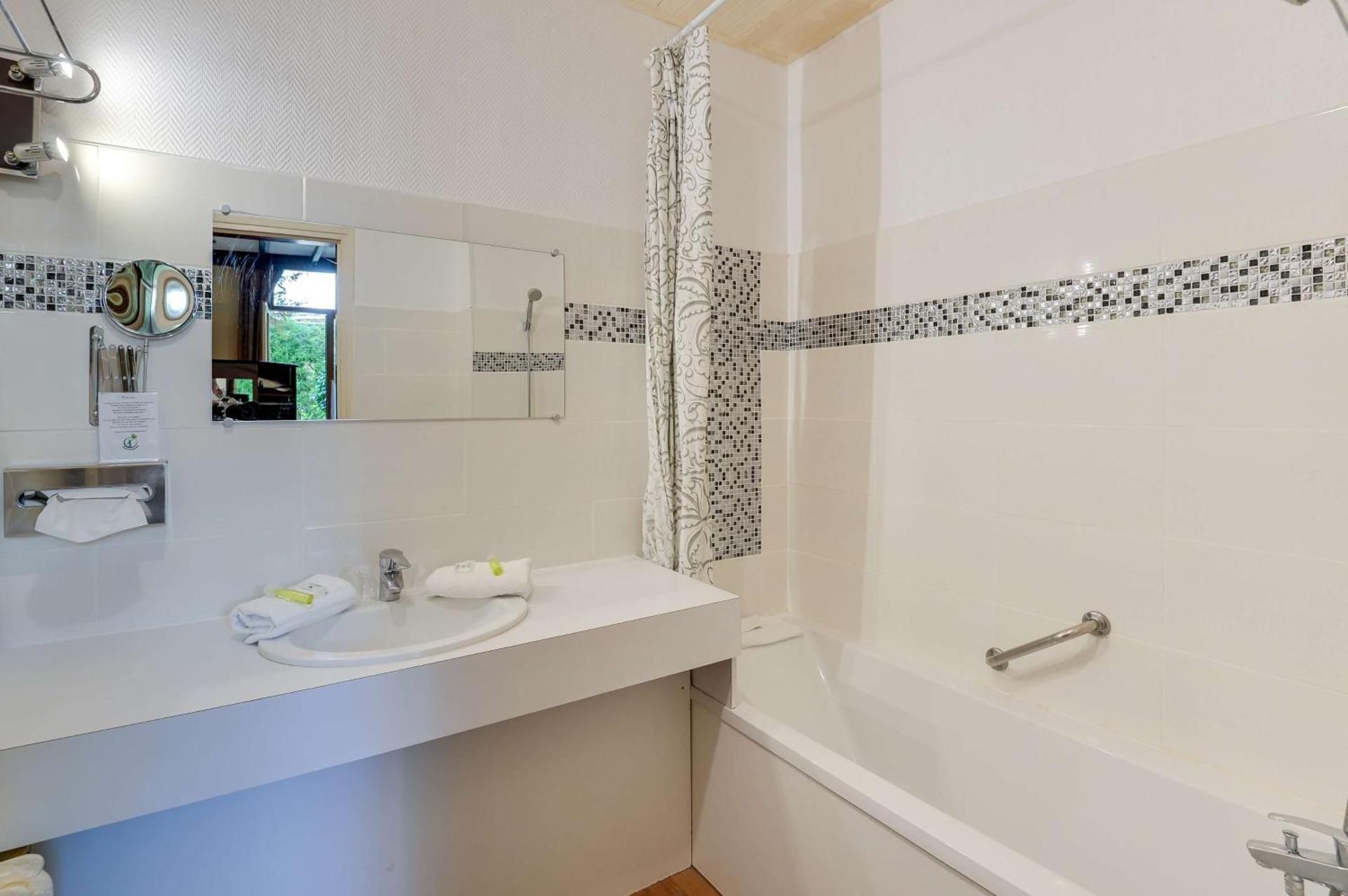 Superior Double Room with Bath