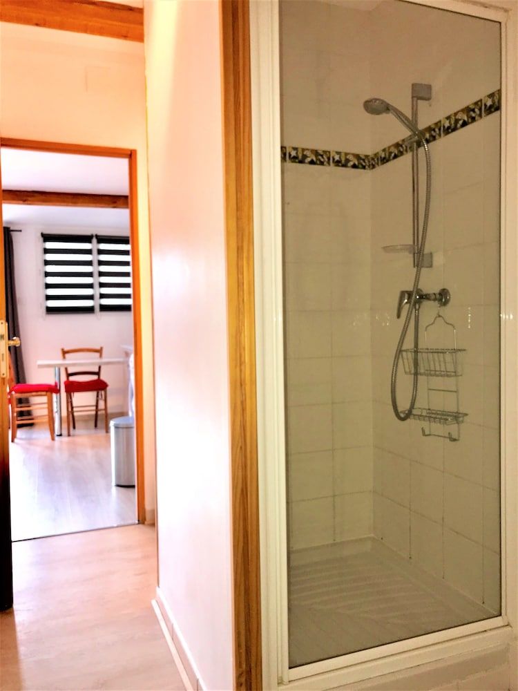 Domaine de l'Aufrene Standard Cottage (Palmiers) 2