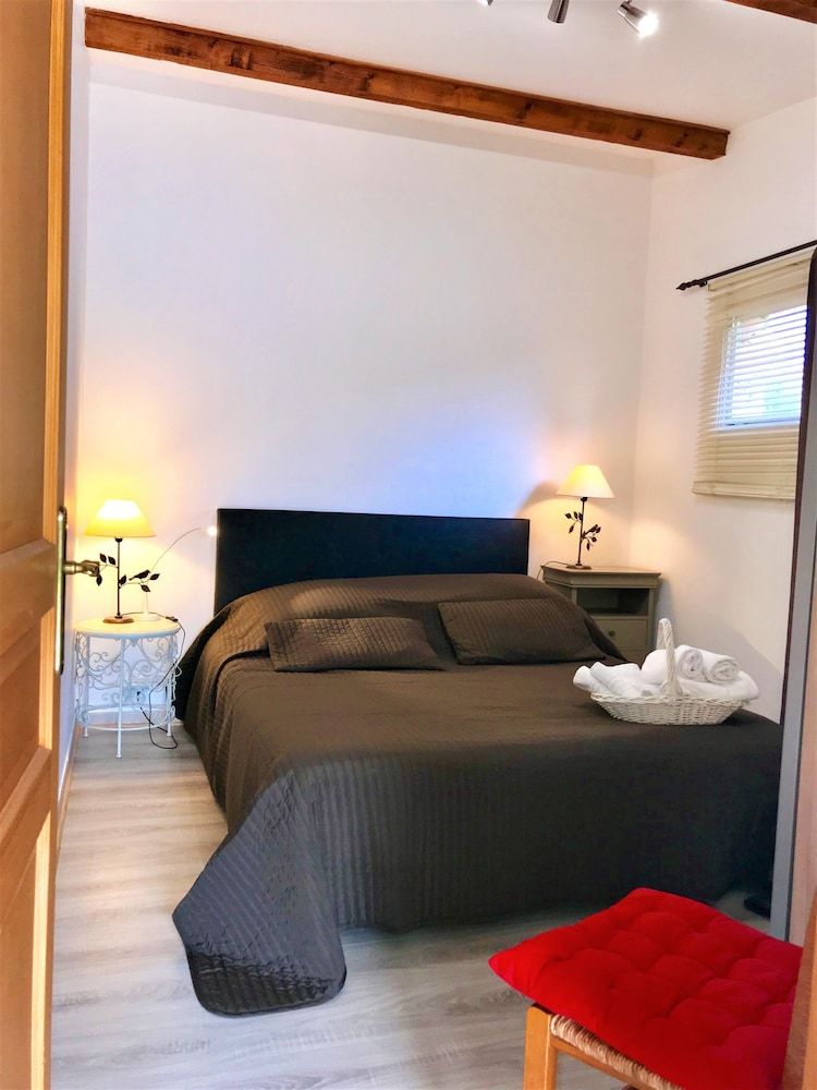 Domaine de l'Aufrene Standard Cottage (Palmiers)