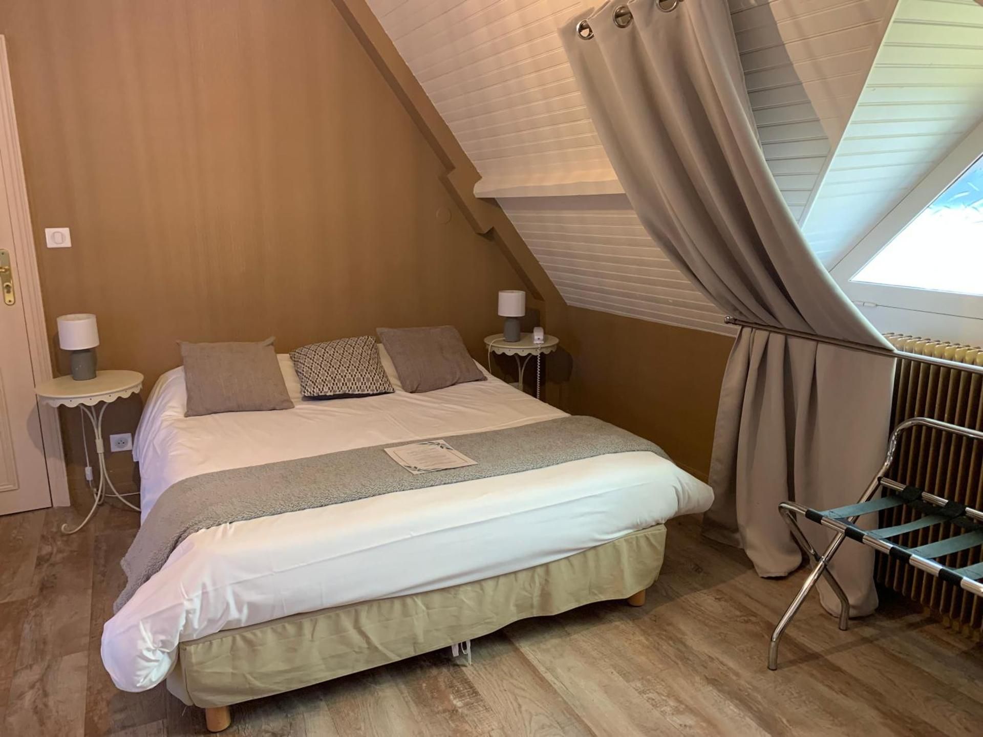 Small Double Room