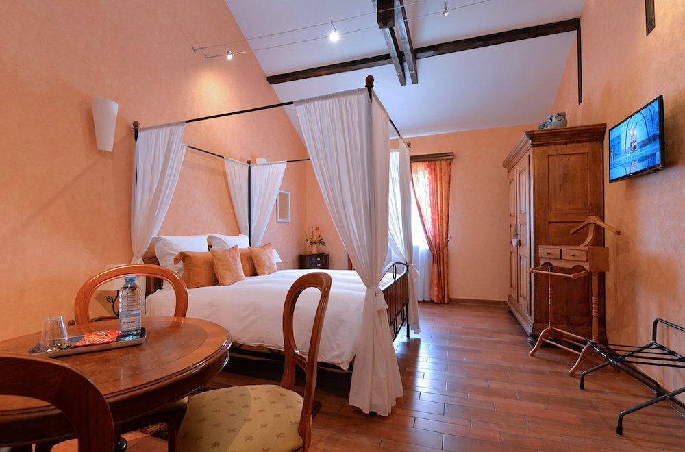 Family Quadruple Room, Private Bathroom (RIESLING)