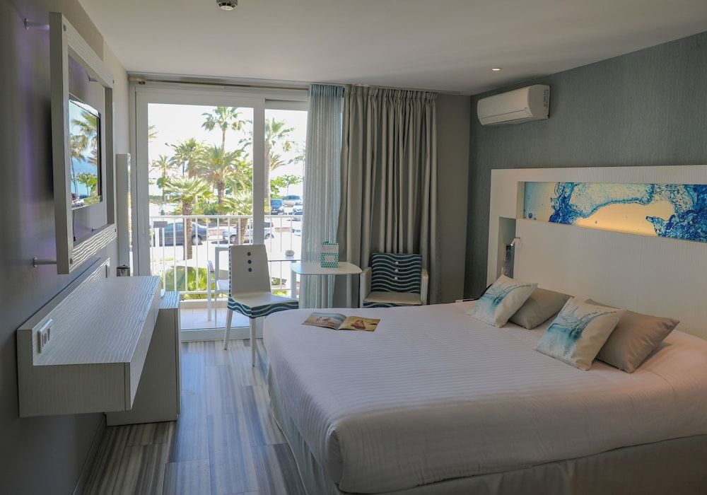 undefined Hotel Josse 2