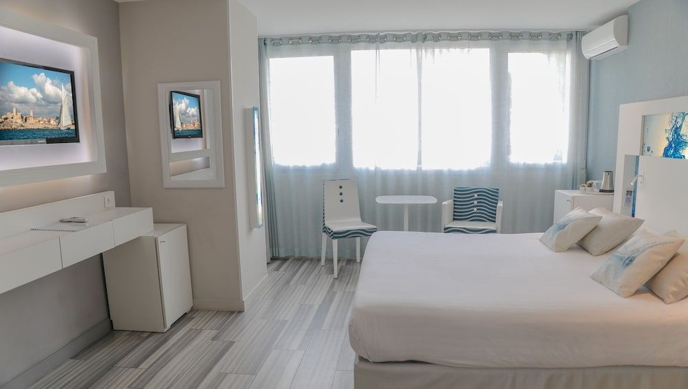 Hotel Josse Classic Double Room (Twin upon request) 4